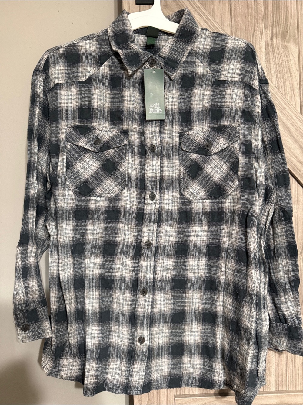 Case of 6!! New! wild fable Grey and White Plaid Button-Down Shirt